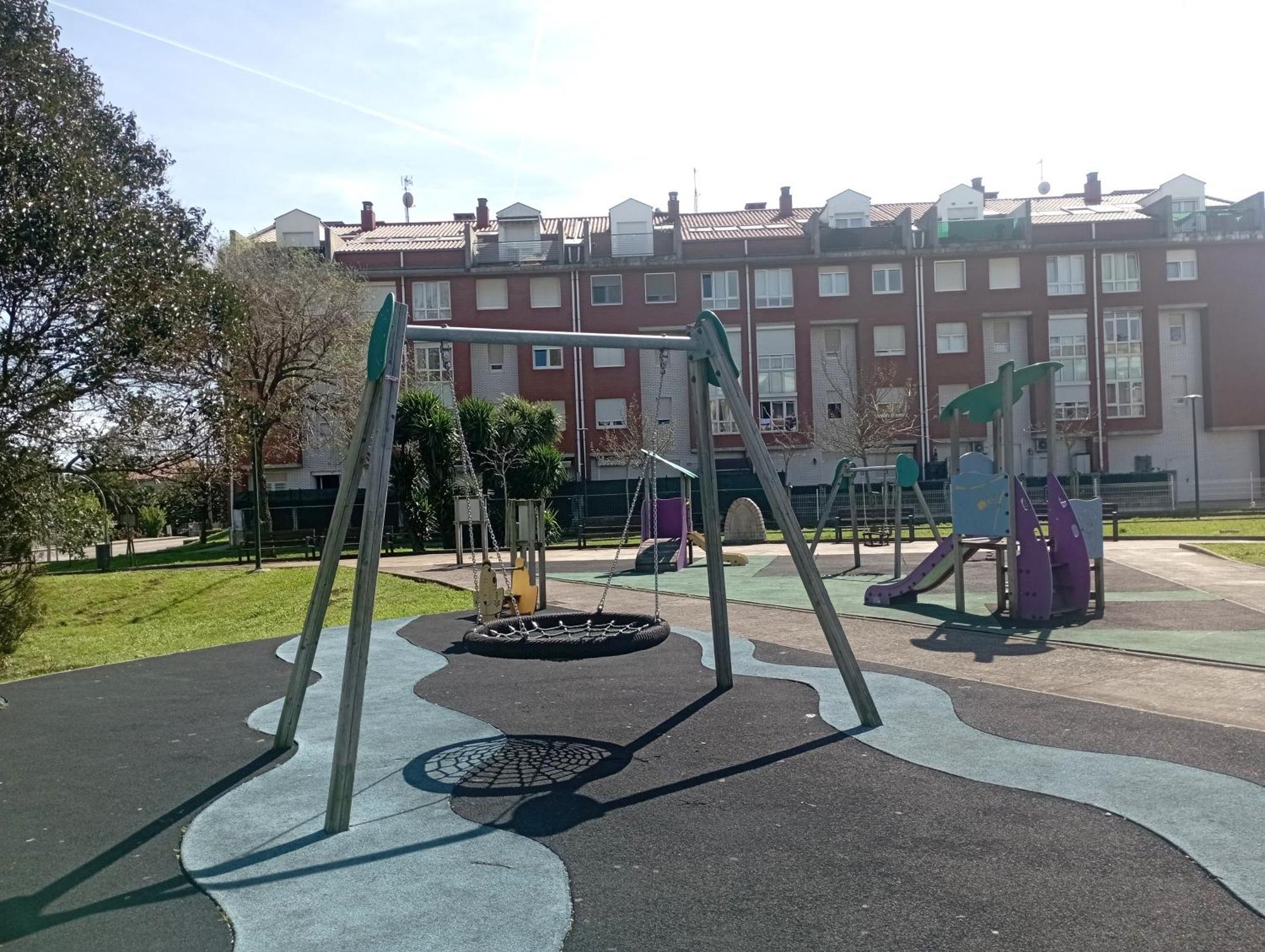 Mariposas , 3 * El Astillero